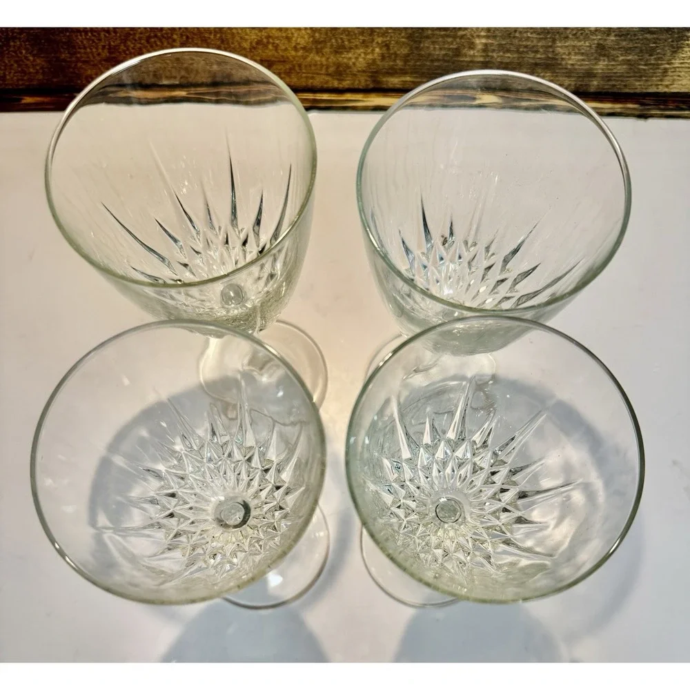 Set of 4 VINTAGE Luminarc Wine Water Glasses Vertical Cut Diamond Design
